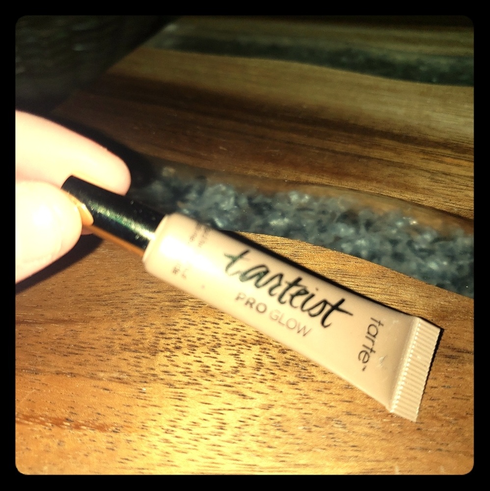 Tarteist Pro Glow - "Exposed"